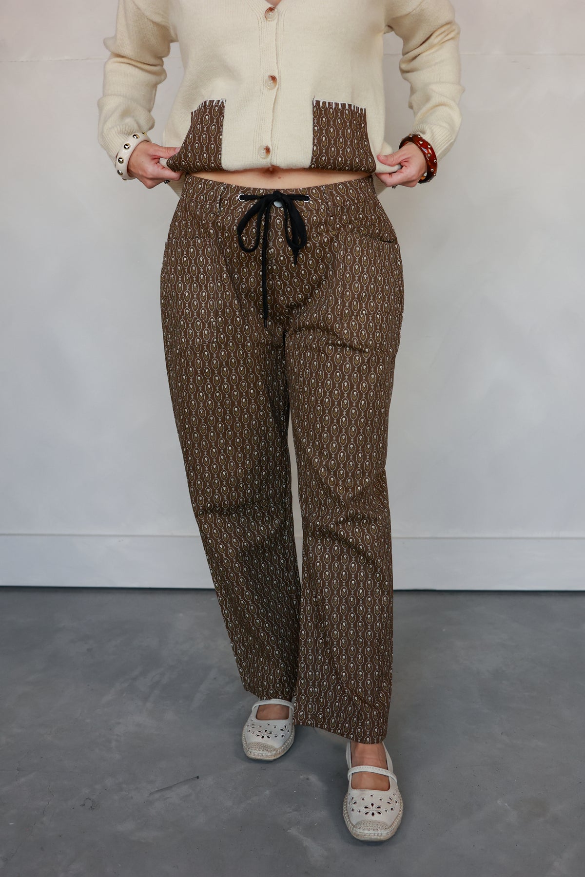 THE VINTAGE MEDALLION PANTS