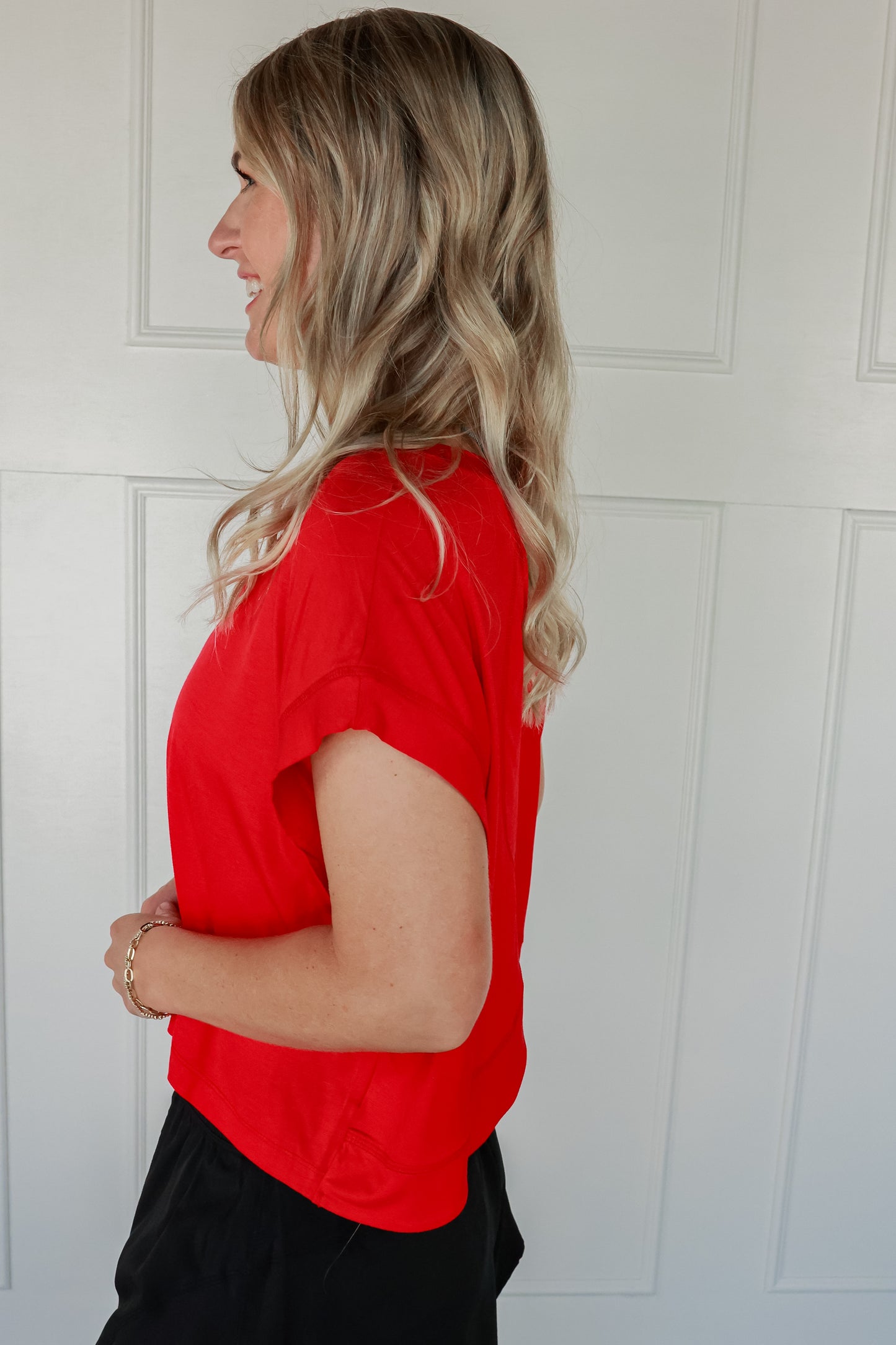 THE OPEN BACK ACTIVE TOP | RED
