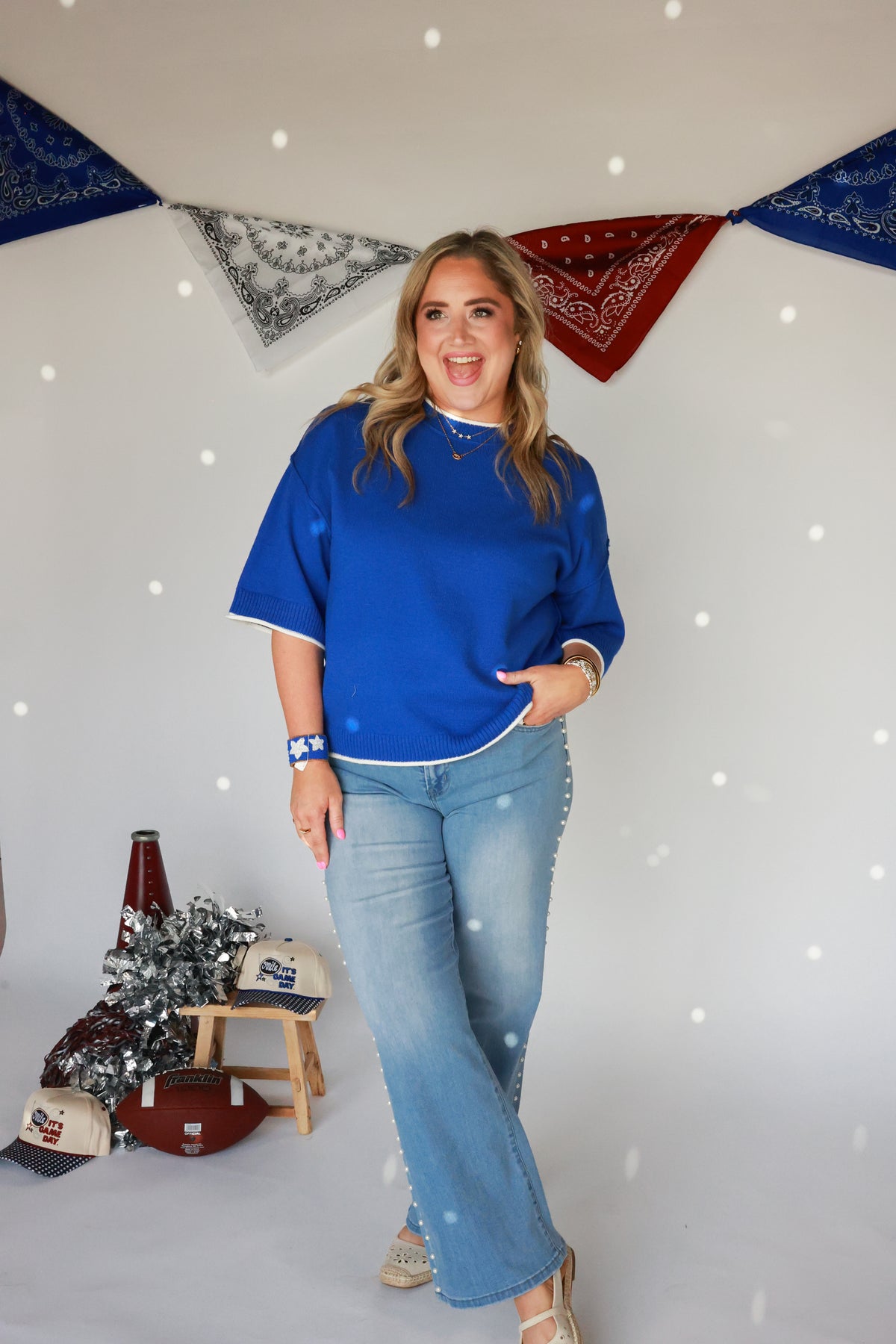 THE SIDELINE SWEATER | ROYAL BLUE