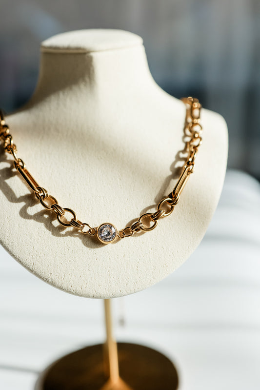 THE GIA NECKLACE
