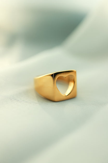 THE OPEN HEART RING