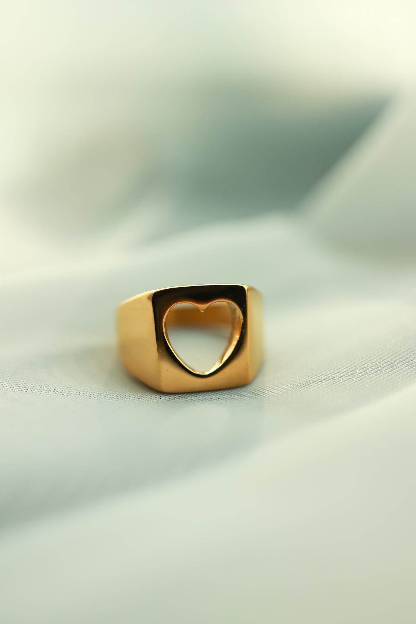 THE OPEN HEART RING