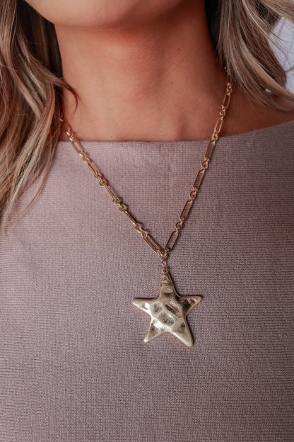 GOLDIE STAR NECKLACE