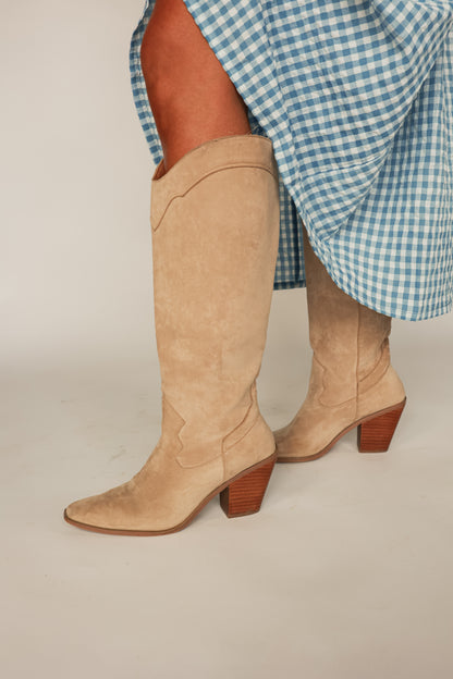 THE WESTERN GIRLY BOOT