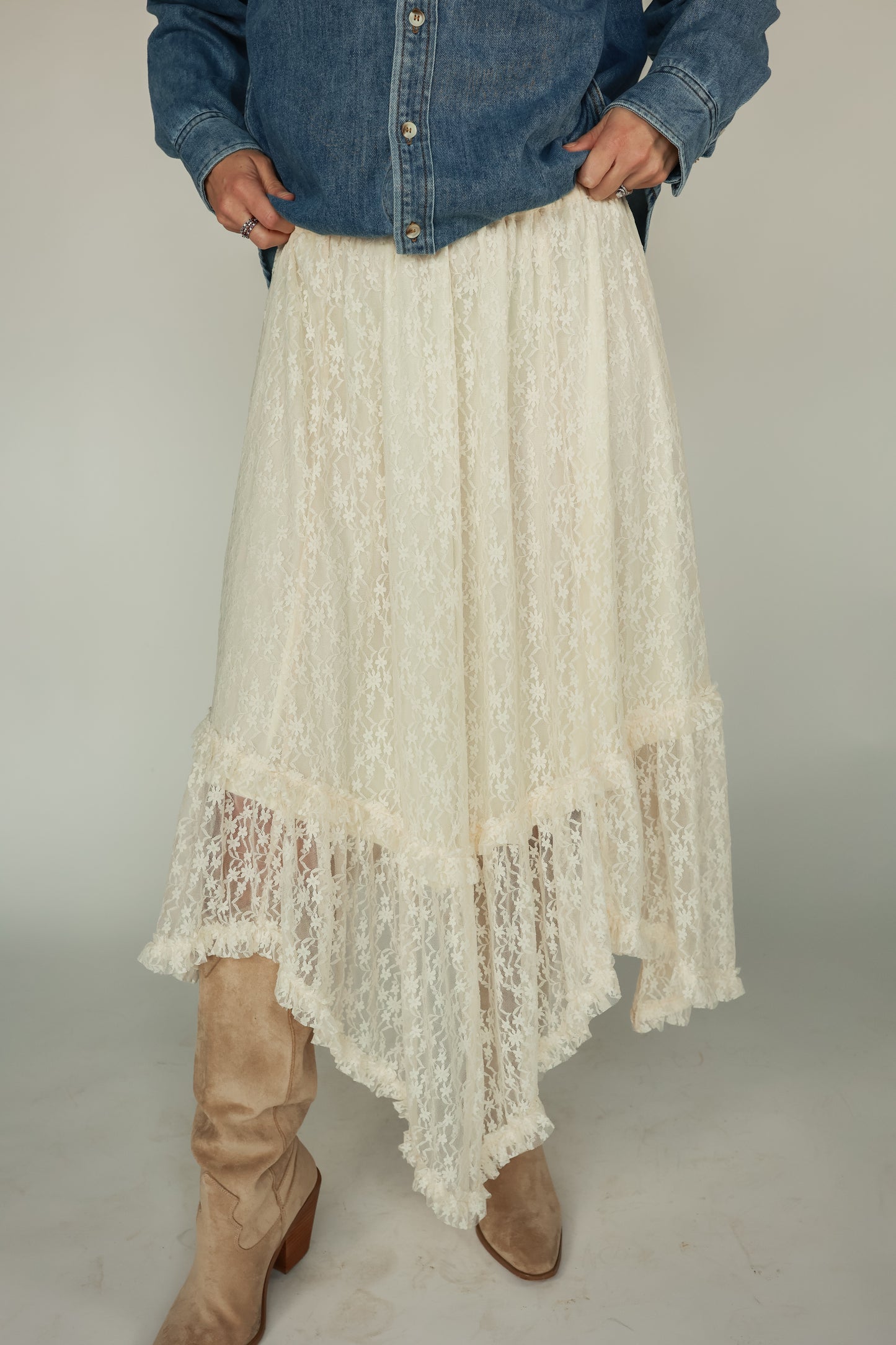 COOL GIRL LACE SKIRT