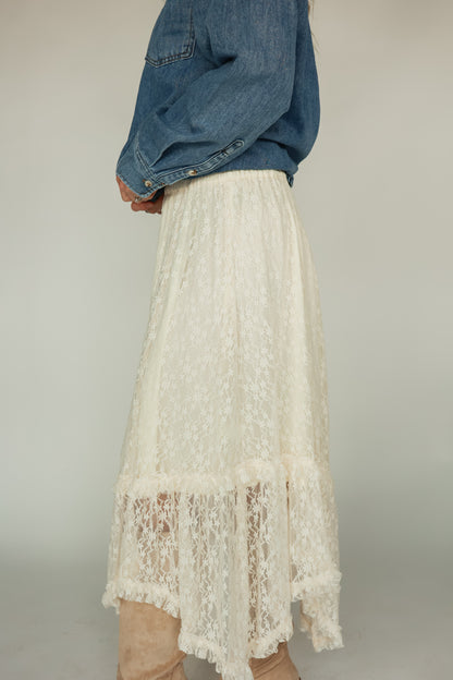 COOL GIRL LACE SKIRT