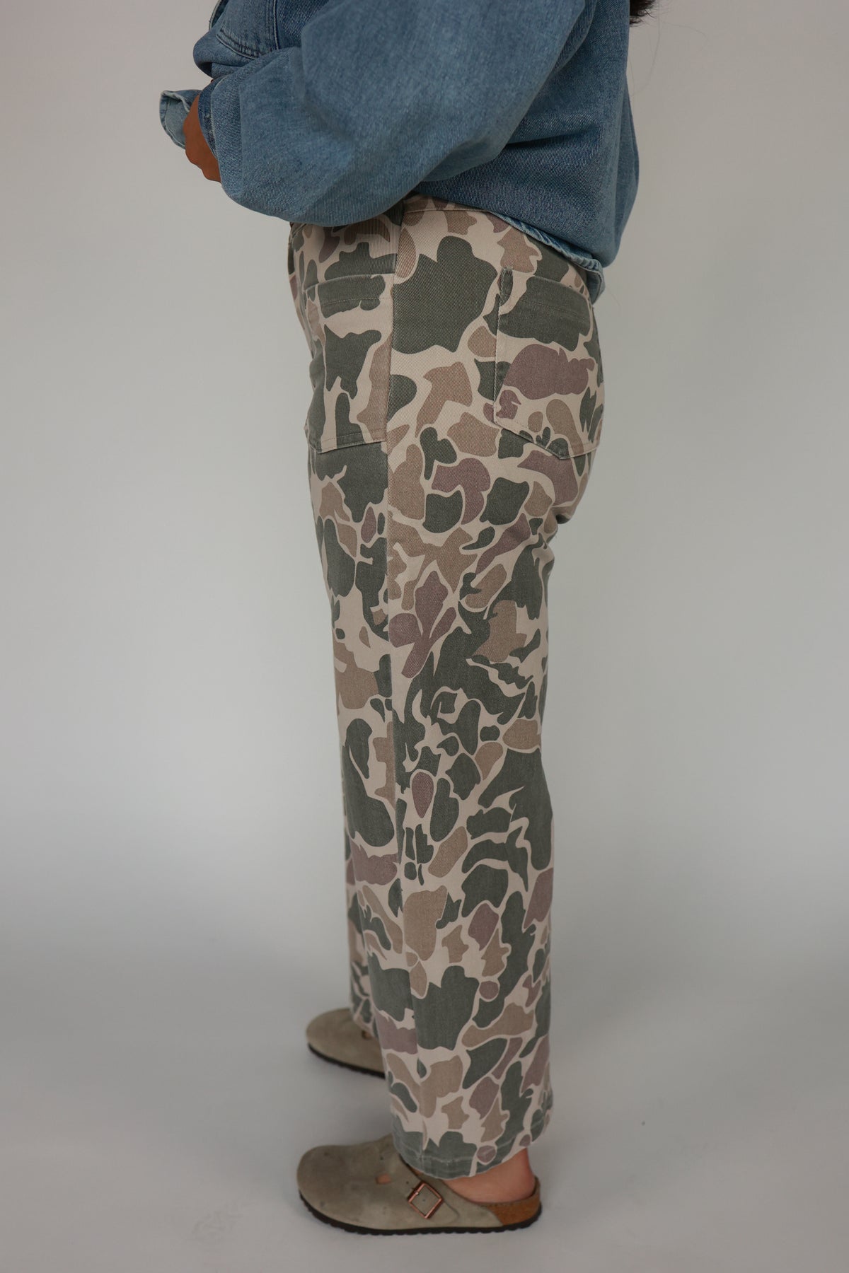 THE OFF DUTY CAMO PANTS