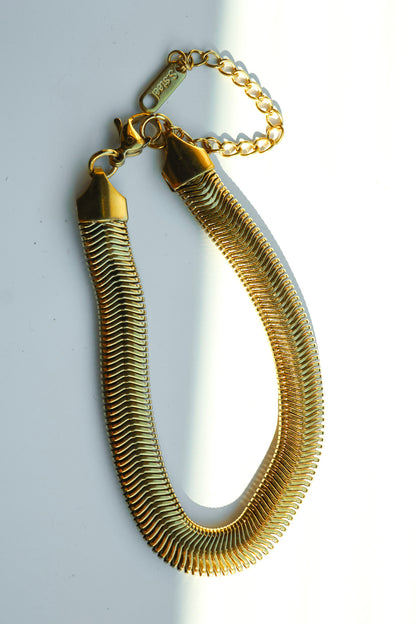 THE SLEEK BRACELET