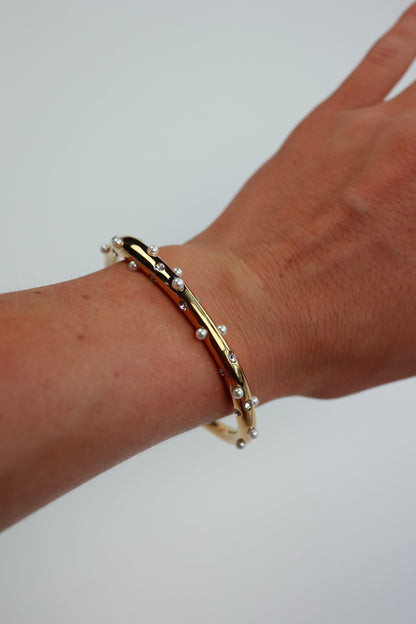 THE PETITE PEARL CUFF