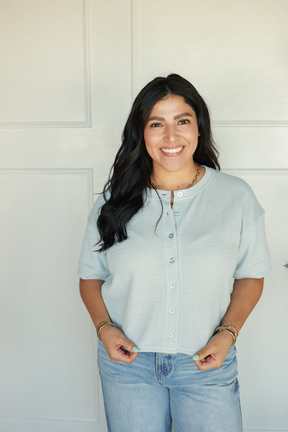 THE EASY DAYS BUTTON DOWN