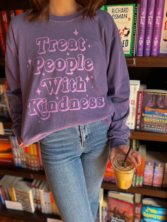 TREAT PEOPLE WITH KINDNESS GRAPHIC LONG SLEEVE