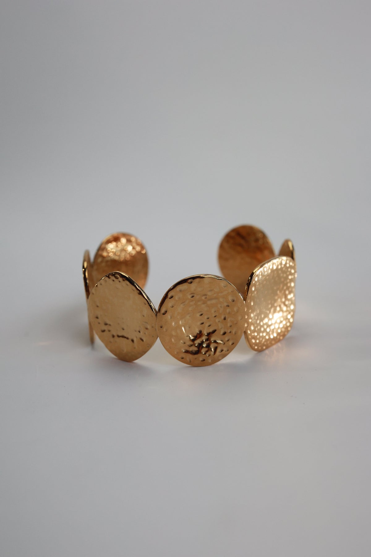 HAMMERED CUFF