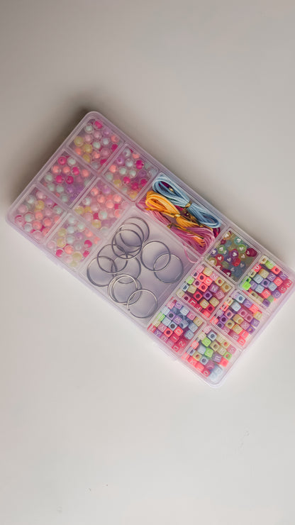 BAG CHARM KIT | RAINBOW LETTERS