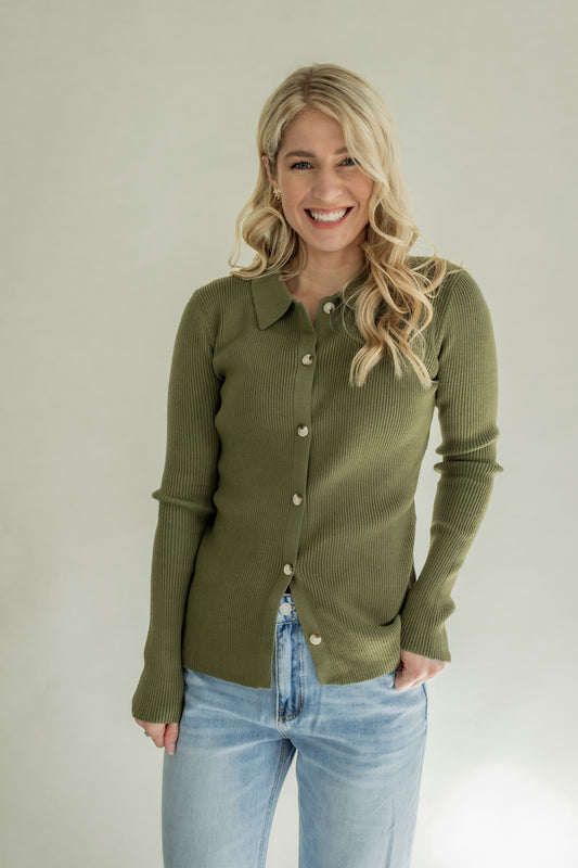 WORTH THE RISK RIBBED BUTTON DOWN | MOSS GREEN