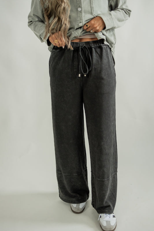 THE MINERAL WASHED PANTS IN BLACK