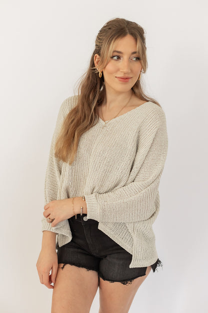 TO BE ME TEXTURED TOP IN HEATHERED LATTE