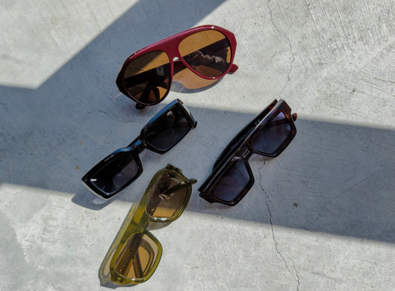 THE MERLOT SUNNIES