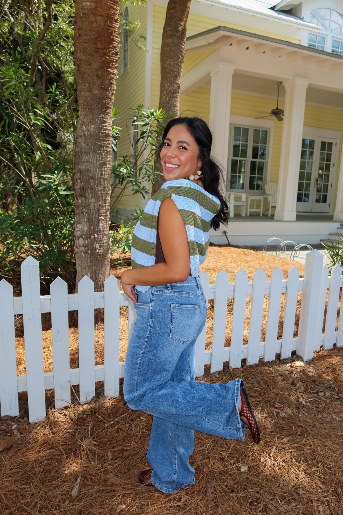 THE COLOR POP SWEATER