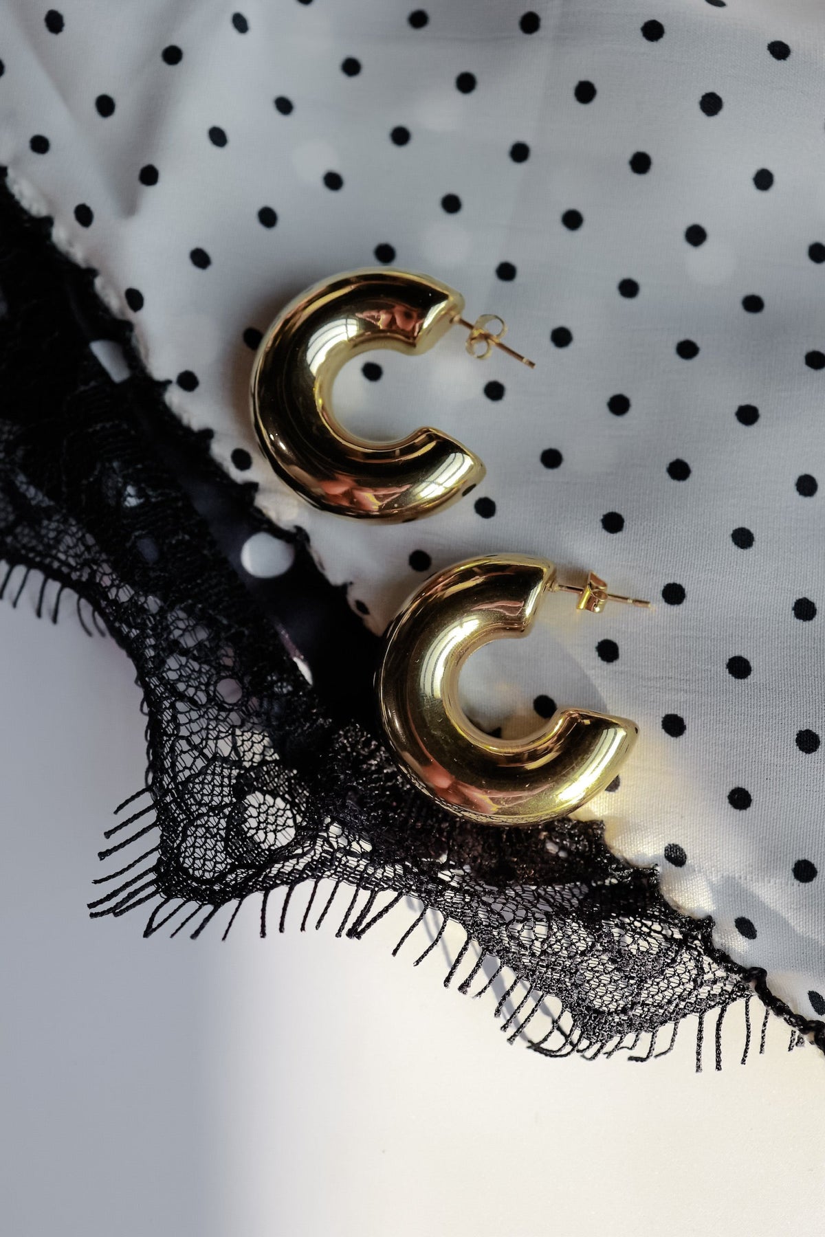 THE LUMI HOOP