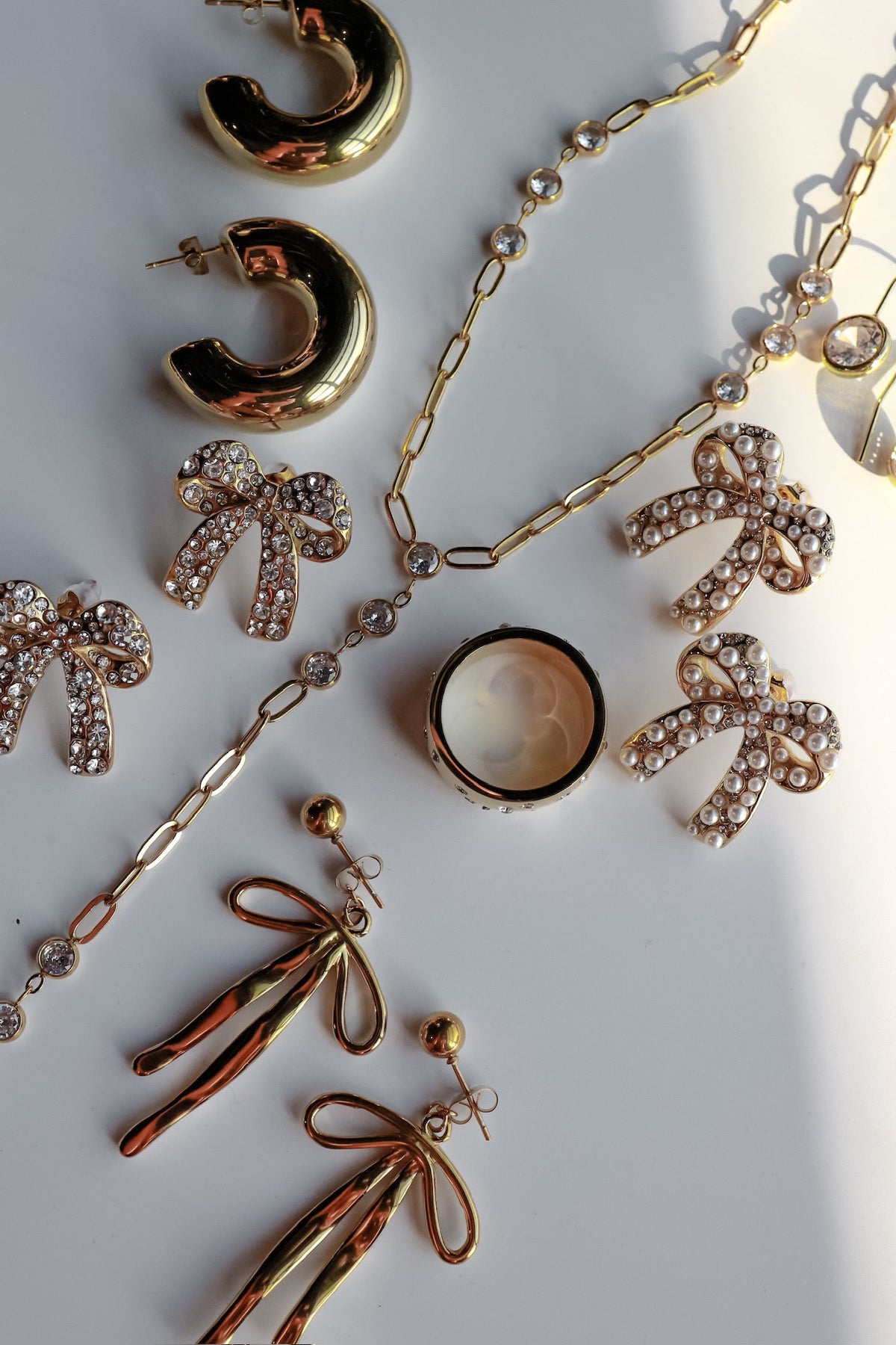 THE CRYSTAL LARIAT