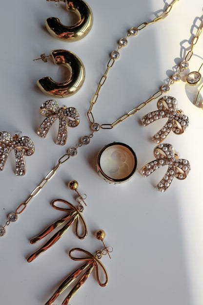 THE CRYSTAL LARIAT
