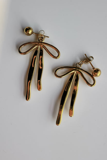 THE BELLE EARRINGS