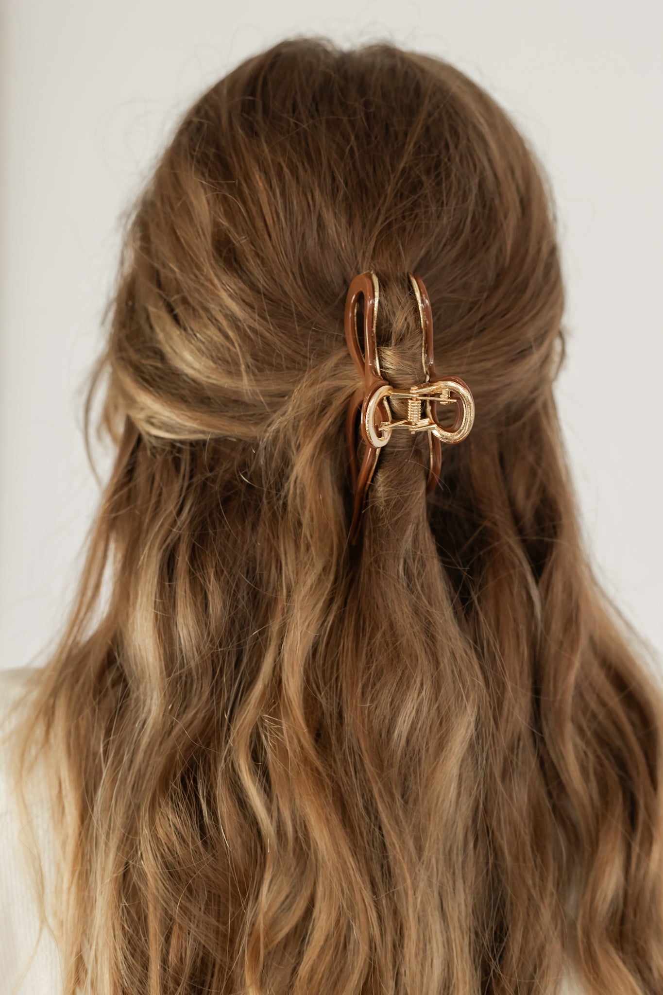 RIBBON BOW CLAW CLIP | CHOCOLATE