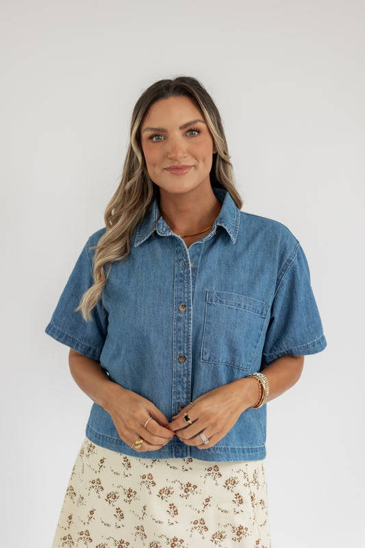 DENIM DAYS BUTTON UP TOP