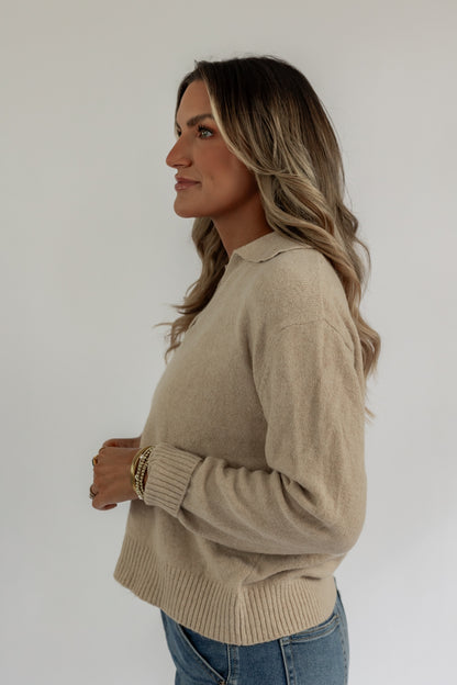 SIMPLE MOOD TOP IN TAUPE