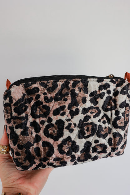 THE LEOPARD TRAVEL POUCH