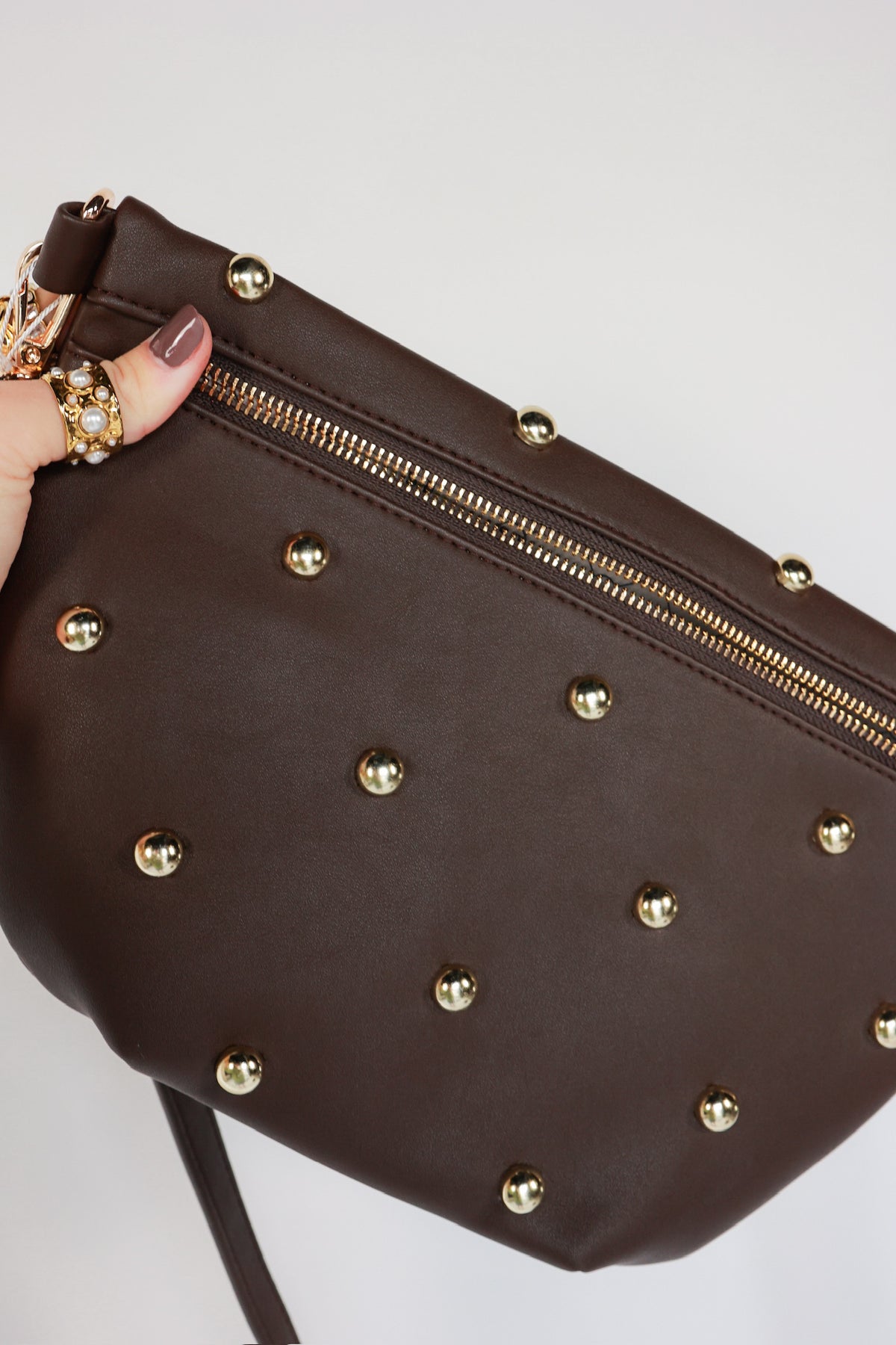 THE CHIC GOLD WESTLYN BUM BAG | CHOCOLATE