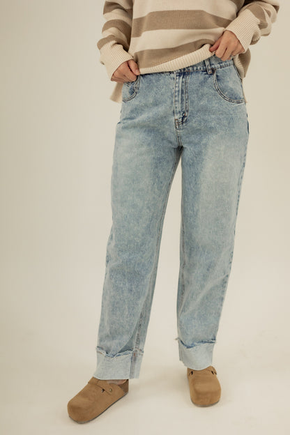 SLIGHT BARREL CUFF JEANS | SO ME