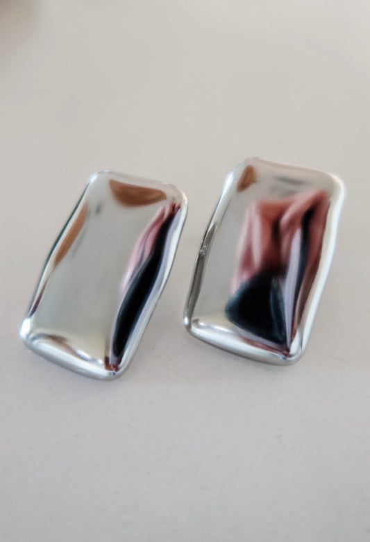 THE LUNAR STUDS | SILVER