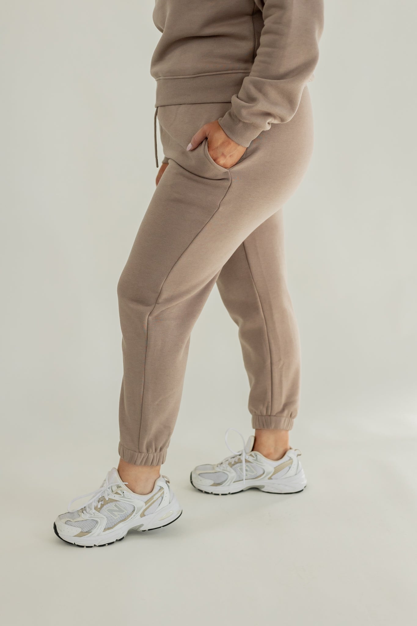 THE CLASSIC FIT SET IN TOAST | JOGGERS ONLY