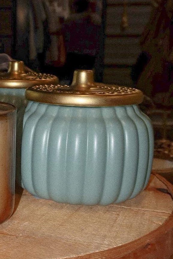PUMPKIN SEASON CANDLE IN TEAL | PUMPKIN DULCE