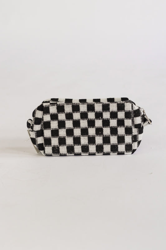 CHECKERED KNITTED COSMETIC BAG | BLACK