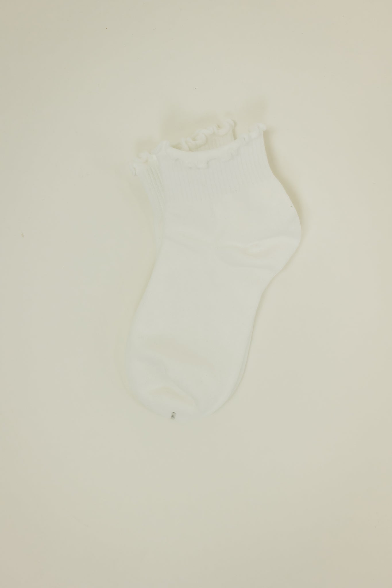 RUFFLE SOCKS | WHITE