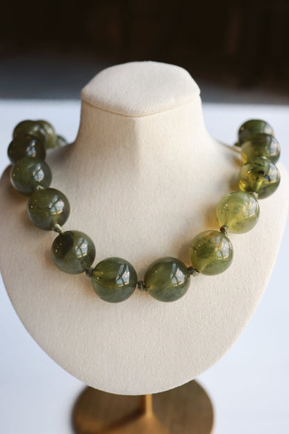 THE BUBBLE NECKLACE IN OLIVE