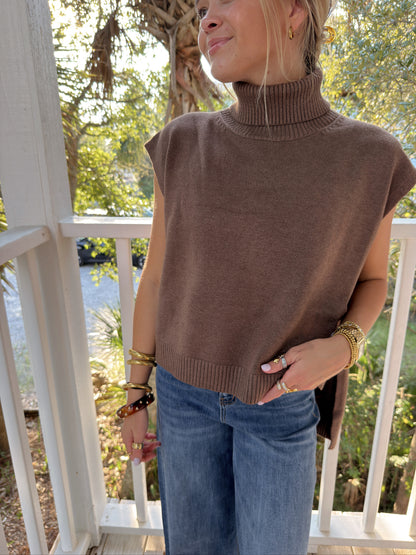 THE CARMEN TURTLENECK TOP