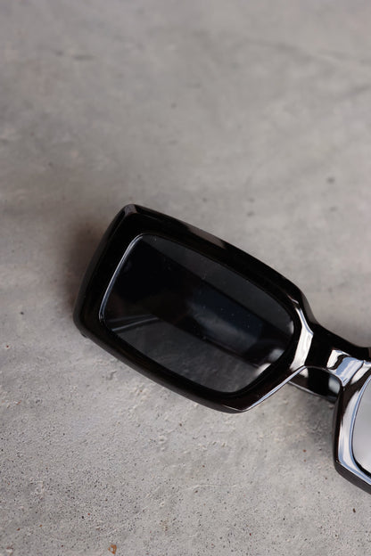 THE STEVIE SUNNIES