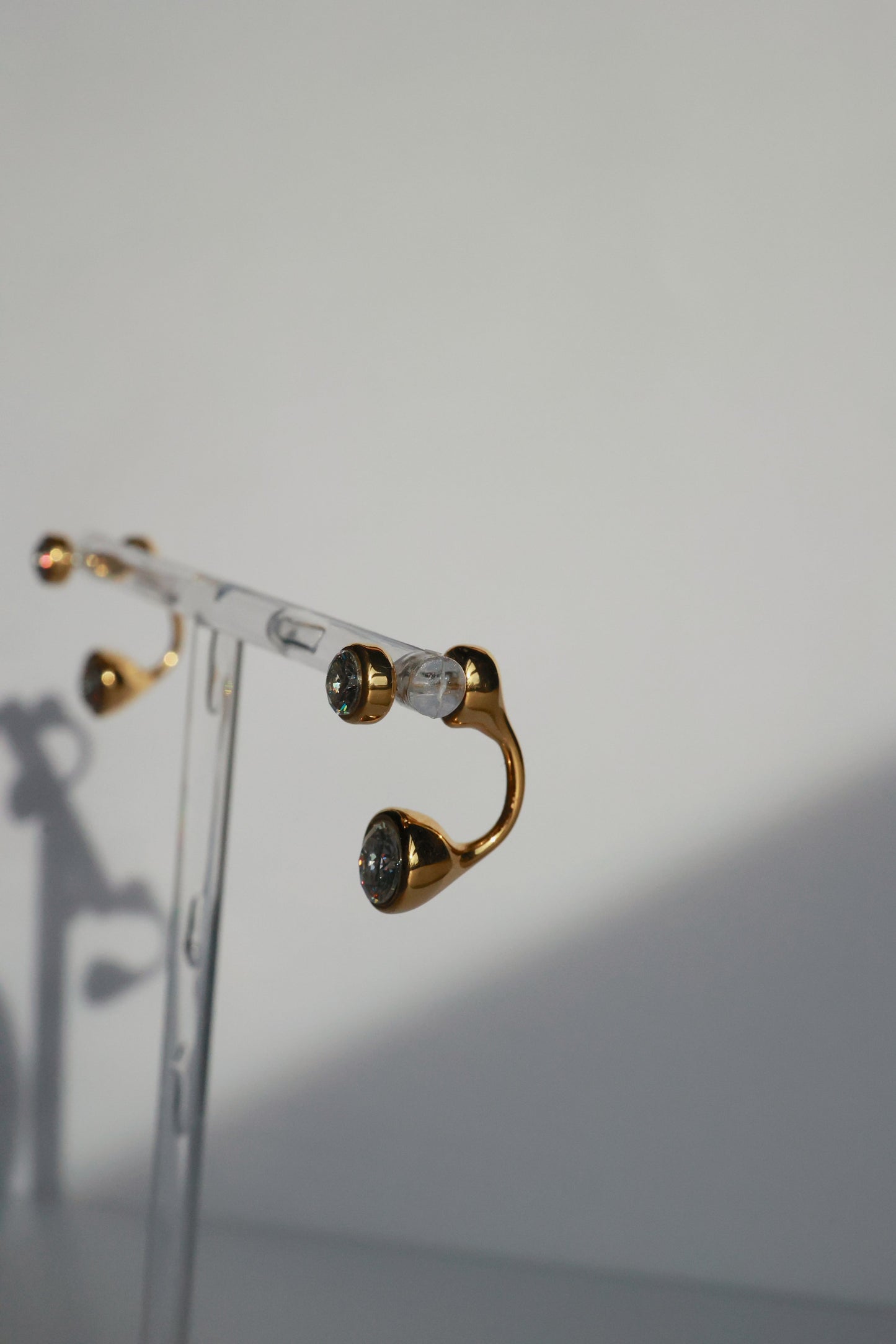 THE DUET DIAMOND STUD