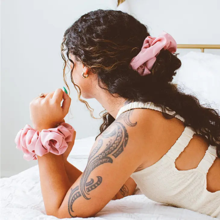 SPRING ESSENTIALS JUMBO SCRUNCHIE | ASSORTMENT