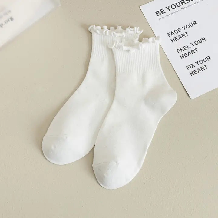 RUFFLE SOCKS | WHITE